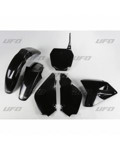 UFO Muovisarja 5-osainen Musta RM80 00-01,RM85 02-, SUKIT405001 SEPARATE PACKING
